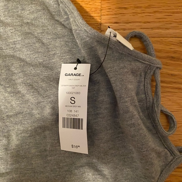 gray top! - Picture 2 of 2